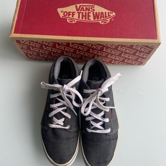 Vans- Gray Youth Size 6 - Picture 1 of 6